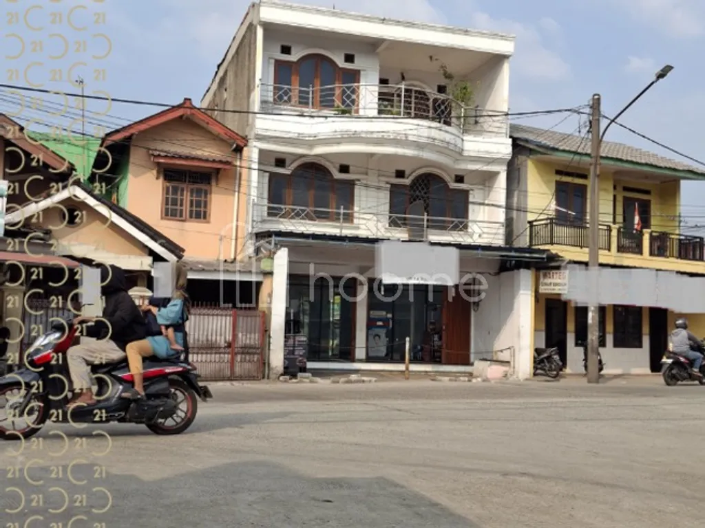 DIJUAL RUKO 3 LANTAI DI PINGGIR JALAN RAYA CIKARET CIBINONG BOGOR