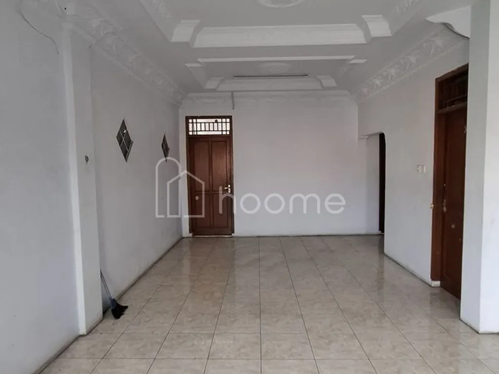 DIJUAL RUKO 3 LANTAI DI PINGGIR JALAN RAYA CIKARET CIBINONG BOGOR