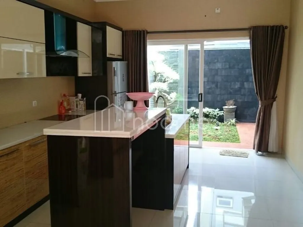 DIJUAL RUMAH 2 LANTAI DI DALAM CLUSTER KOTA WISATA CIBUBUR
