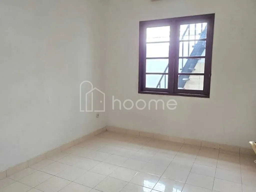 DIJUAL RUMAH DI DALAM CLUSTER KOTA WISATA CIBUBUR