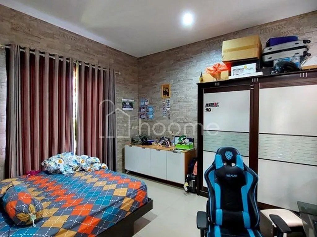 JUAL CEPAT MEWAH MINIMALIS VILA VALENCIA PAKUWON