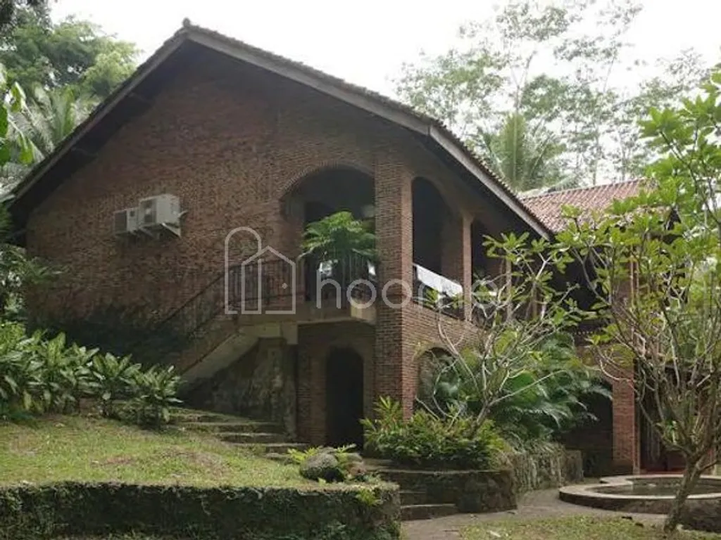 Villa Eksklusif Tropical House di Anyer - 6.800m² Dekat Pantai
