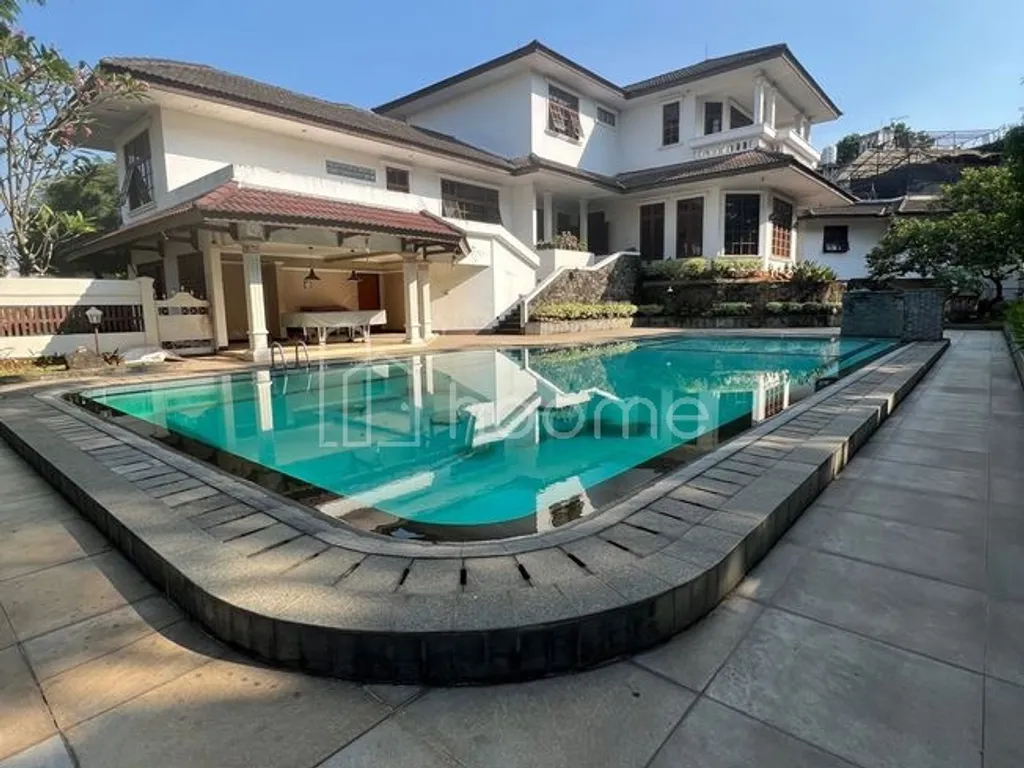 Rumah Dijual di Jl. Rambutan, Cinere