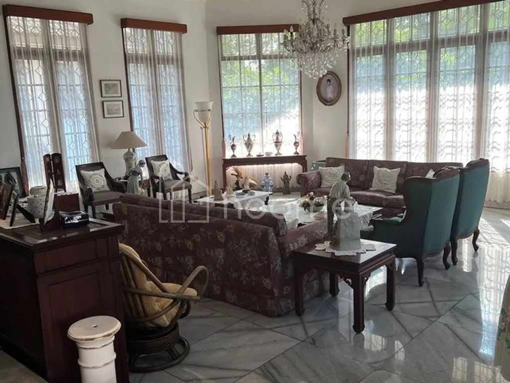 Rumah Dijual di Jl. Rambutan, Cinere