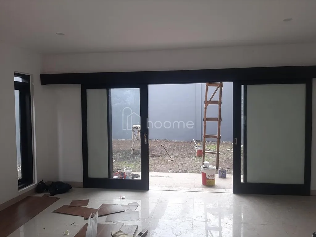 Rumah 2 Lantai Asri dan Nyaman di Pasirsalam Sayap Buah Batu