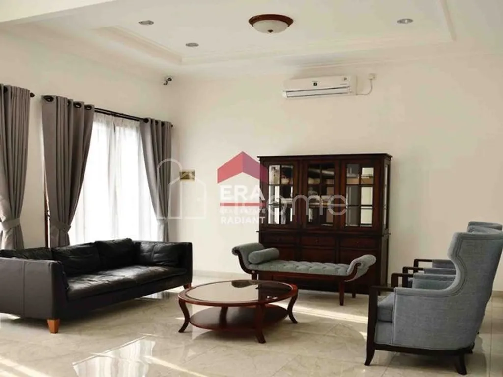 RUMAH DIJUAL DI VILLA BINTARO REGENCY (BAGUS & TERAWAT)