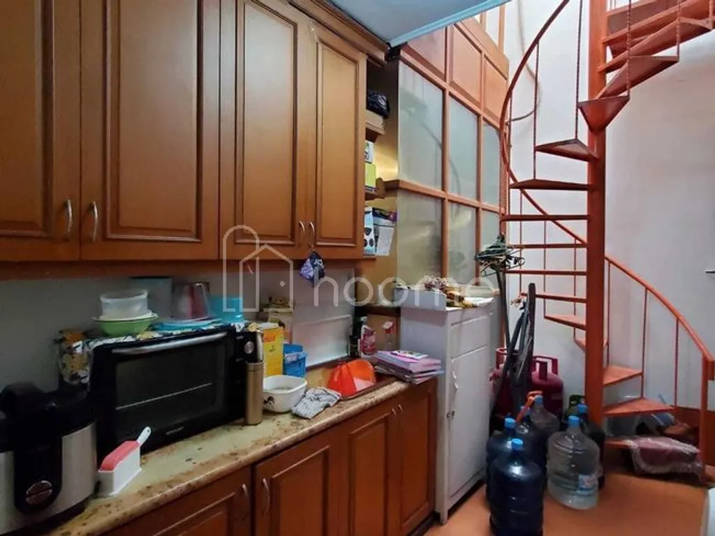 Rumah Hook dijual di Puri Bintaro, Sektor 9