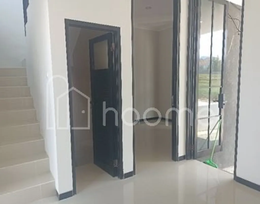 Rumah 2 lantai mewah dekat kota wisata batu