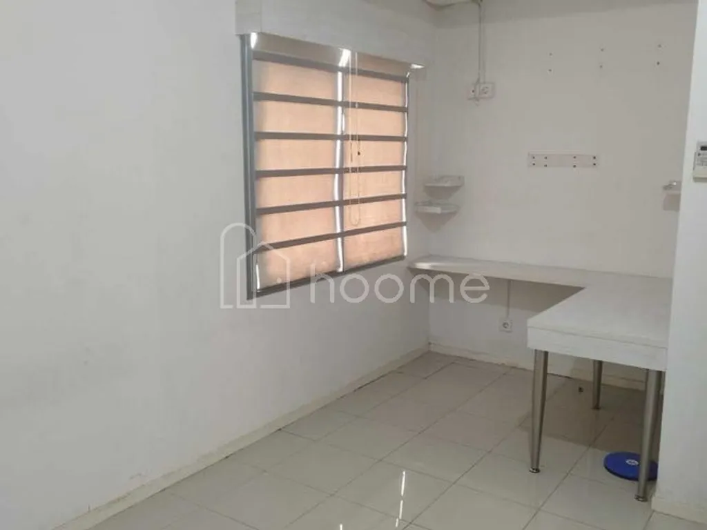 Jual Apartemen Cosmo Terrace 2 BR Semi Furnished Near MRT Bundaran HI