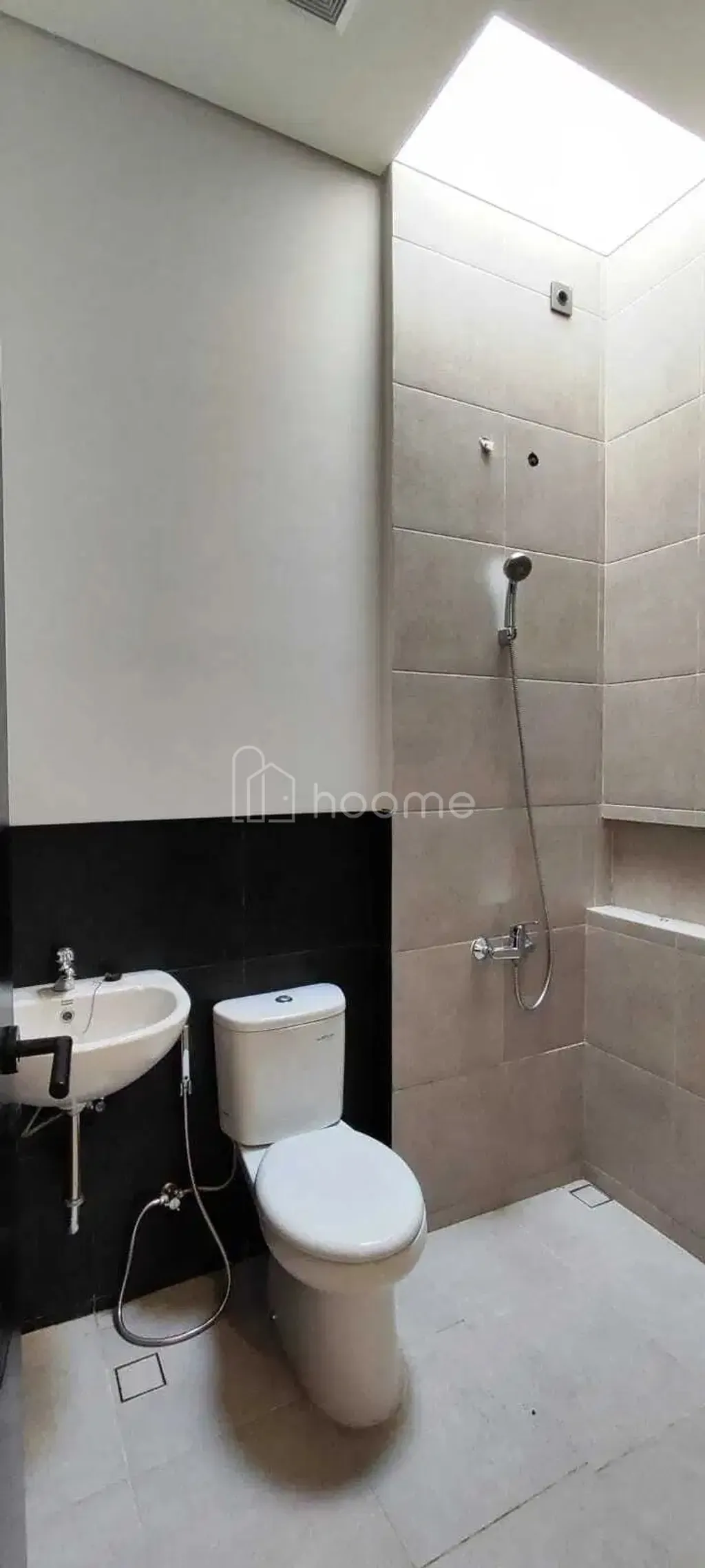 Dijual Rumah 4KT 2KM 48m² di Lokasi Strategis, Cocok untuk Keluarga!