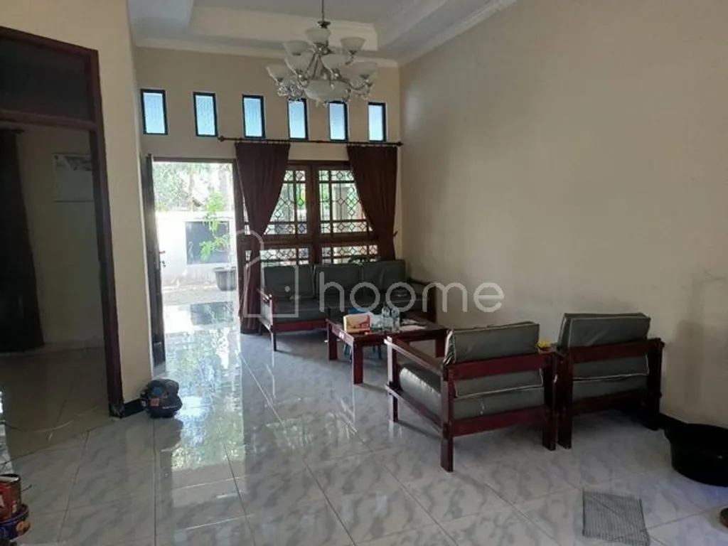 Jual Rumah 9 Kamar Luas 311 Meter di Jakal Km 13 dkt Kampus UII Pusat