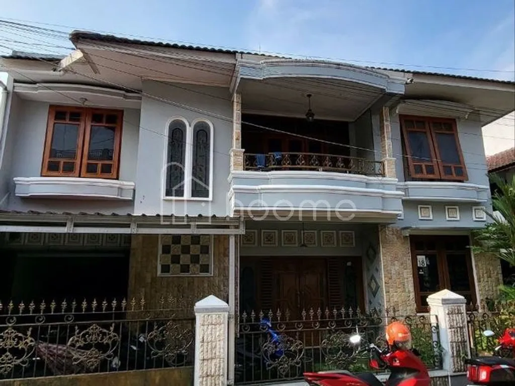 Rumah Banyak Kamar Cocok Kost-kostan di Seturan dkt Kampus YKPN, UPN