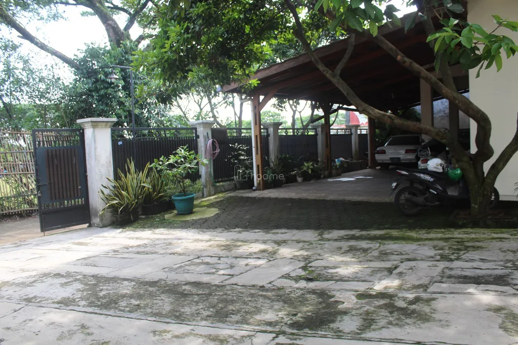 Dijual Kost 4KT 3KM di Lokasi Strategis - Potensi Tinggi!