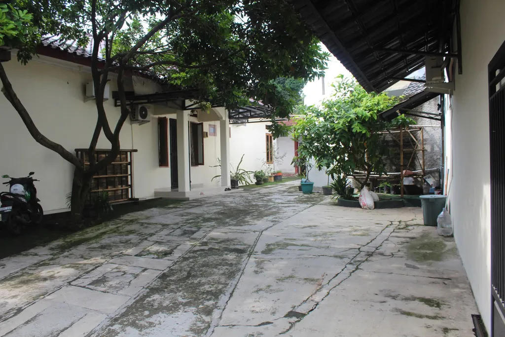 Dijual Kost 4KT 3KM di Lokasi Strategis - Potensi Tinggi!