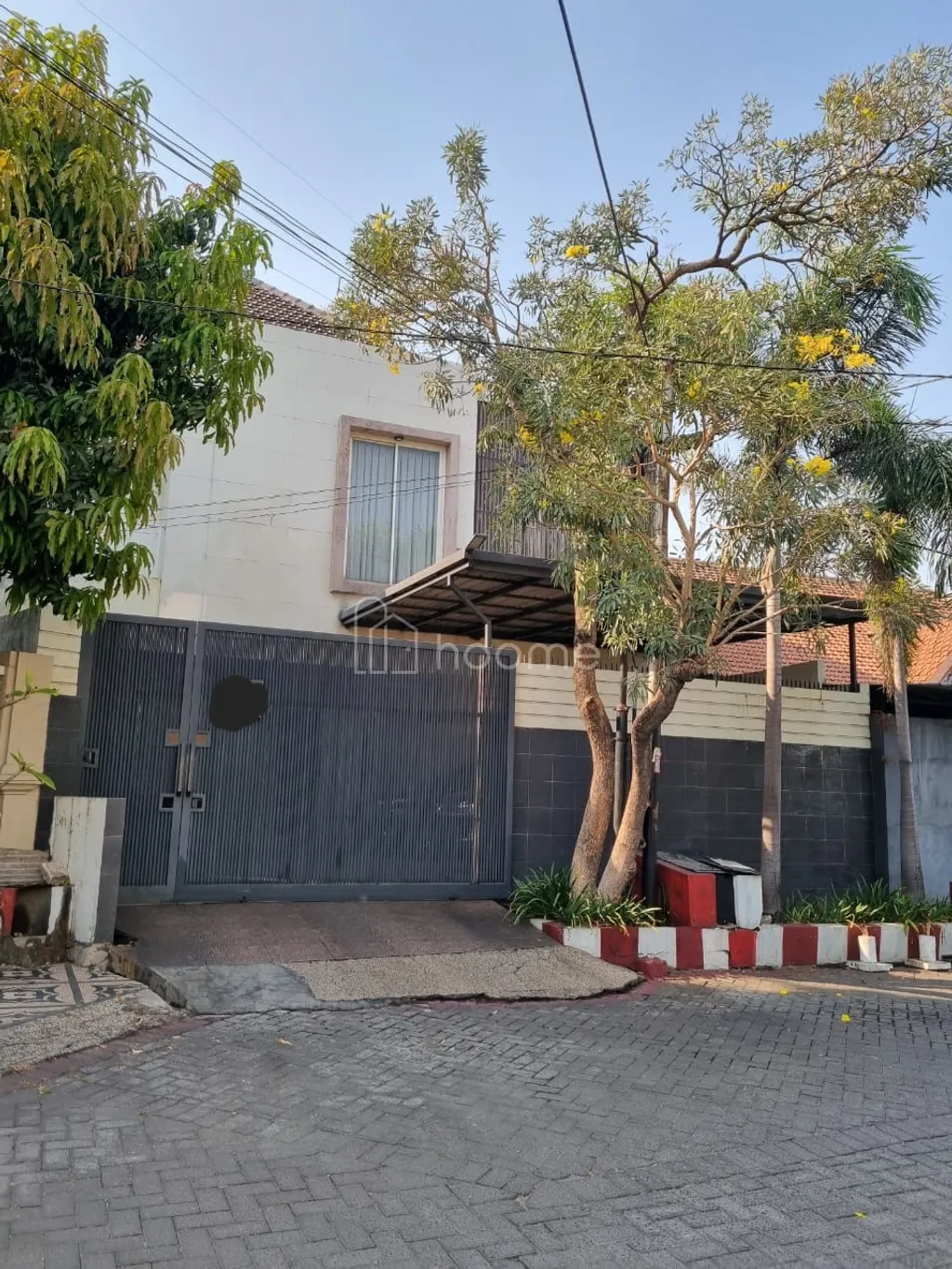 Dijual Rumah 2 Lantai Mewah Strategis Siap Huni di Kendangsari – Surabaya