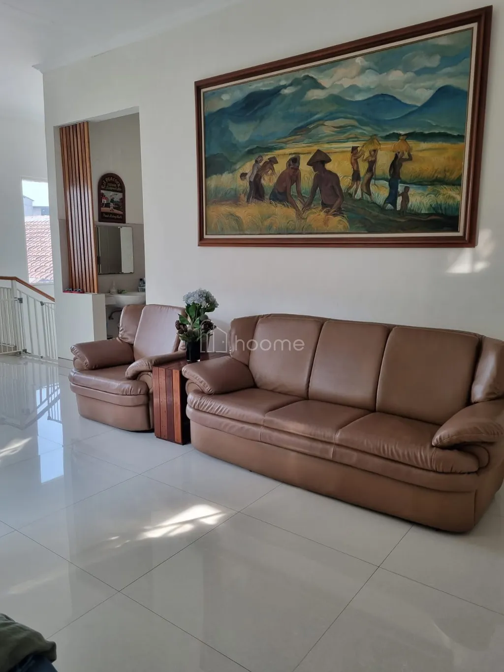 Dijual Rumah 2 Lantai Mewah Strategis Siap Huni di Kendangsari – Surabaya