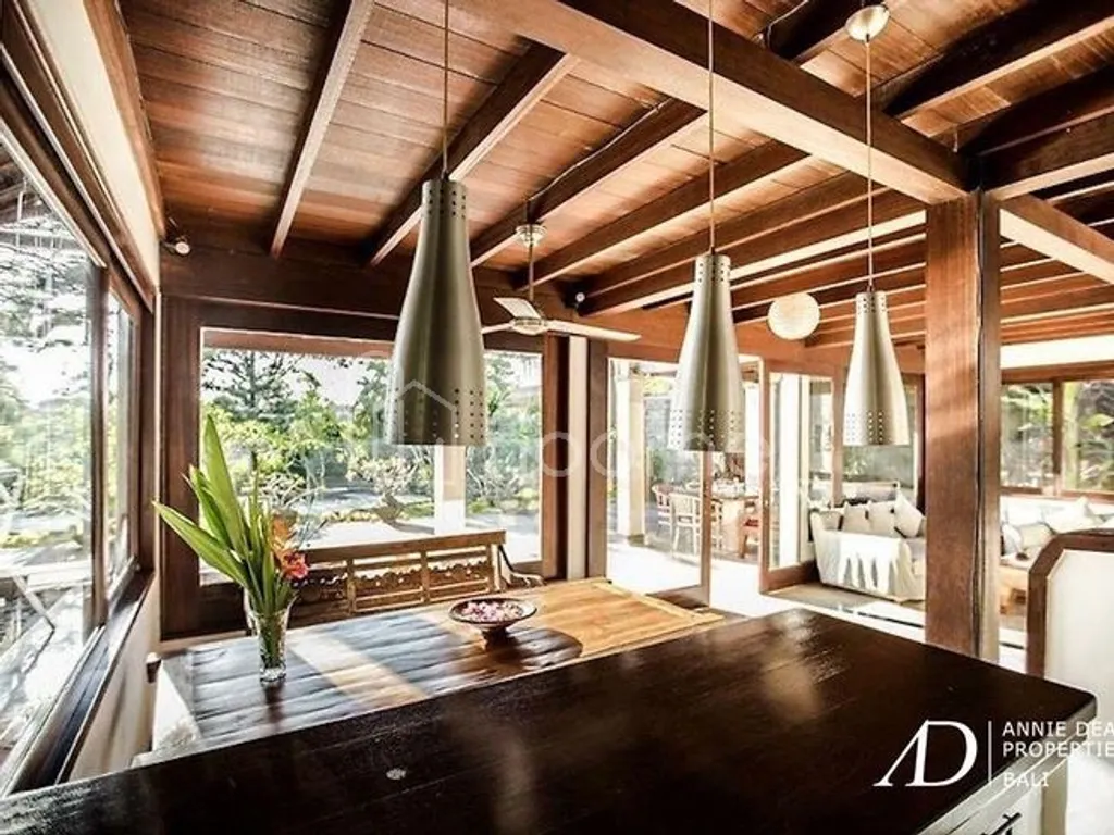 FREEHOLD TROPICAL DESIGN 5-BEDROOM IN BATU BOLONG CANGGU