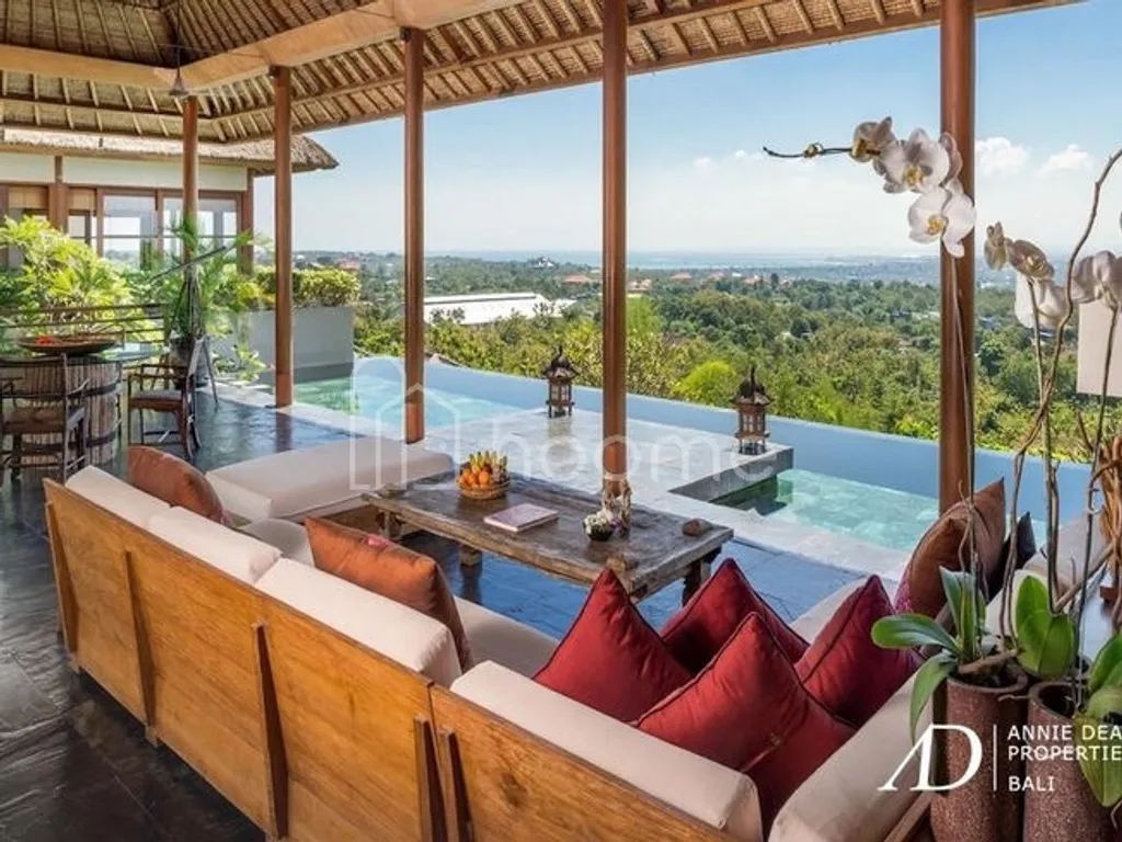 FREEHOLD | ICONIC LUXURY ESTATE WITH 180° OCEAN VIEWS IN JIMBARAN