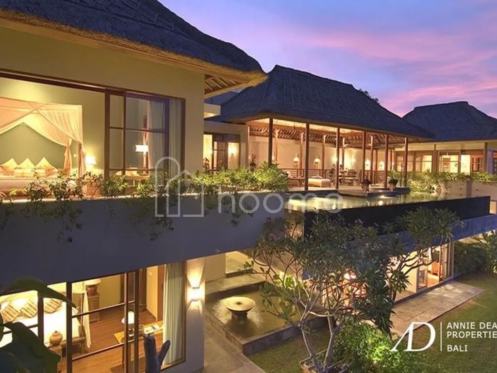 FREEHOLD | ICONIC LUXURY ESTATE WITH 180° OCEAN VIEWS IN JIMBARAN