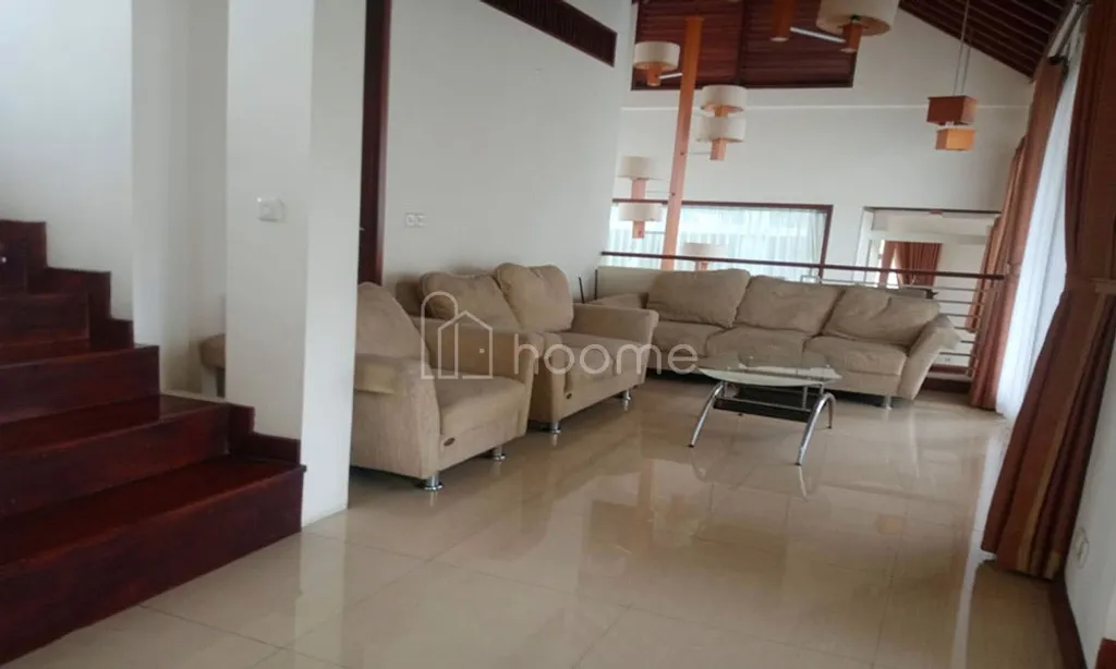 Rumah Full Furnish Serasa Villa Dengan Swimming Pool View Kota Bandung di Resort Dago Pakar