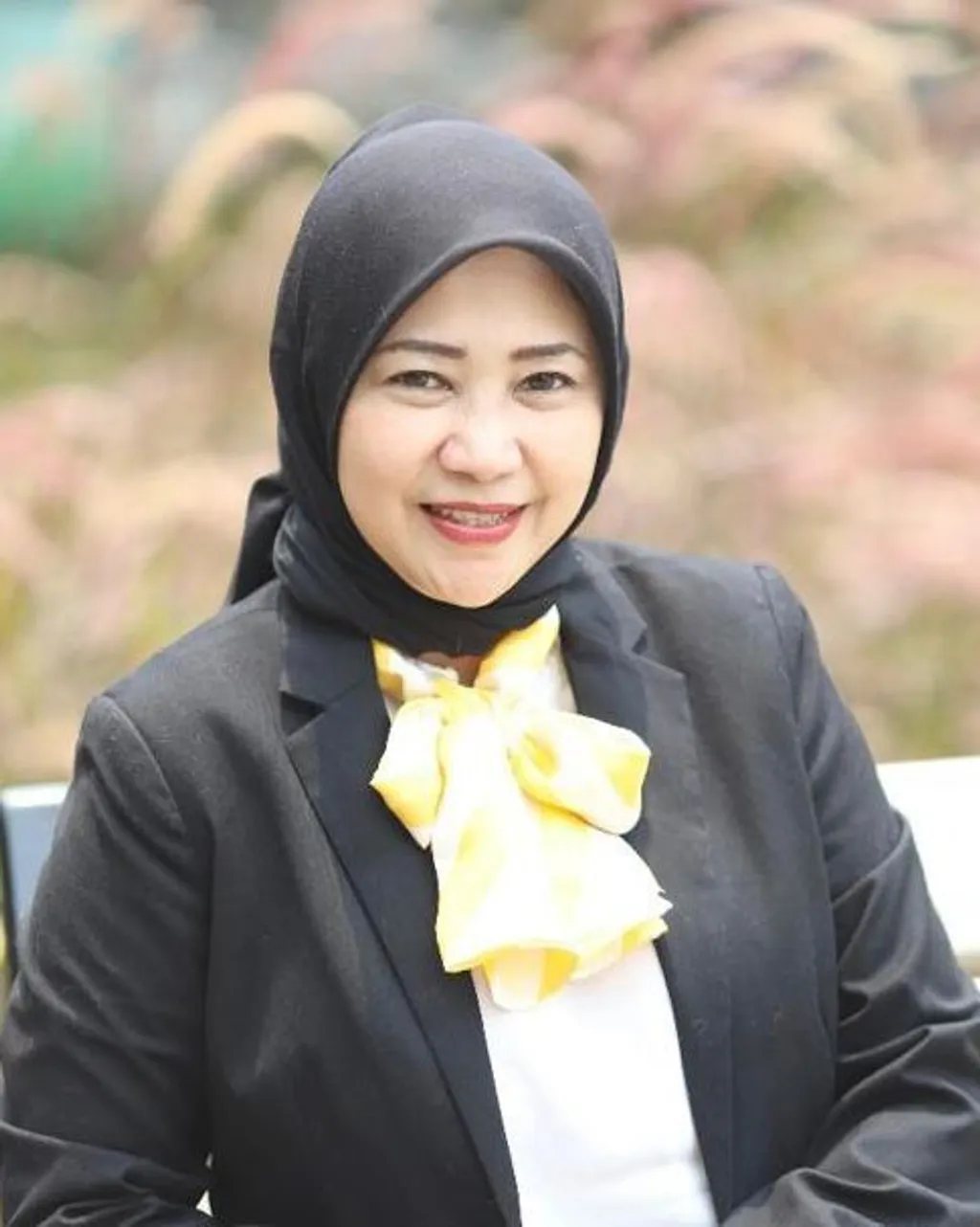 Foto Ray White Bona Indah Lebak Bulus