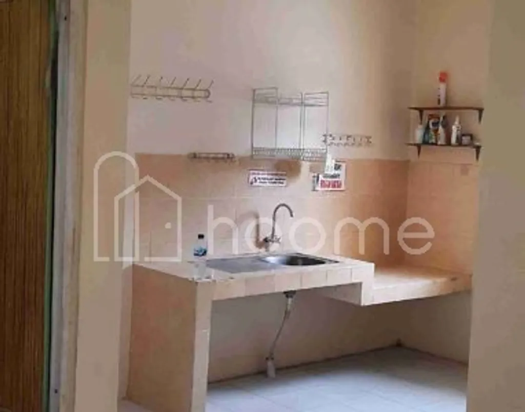 Di sewakan cling 2 mobil hunian tenang one gate