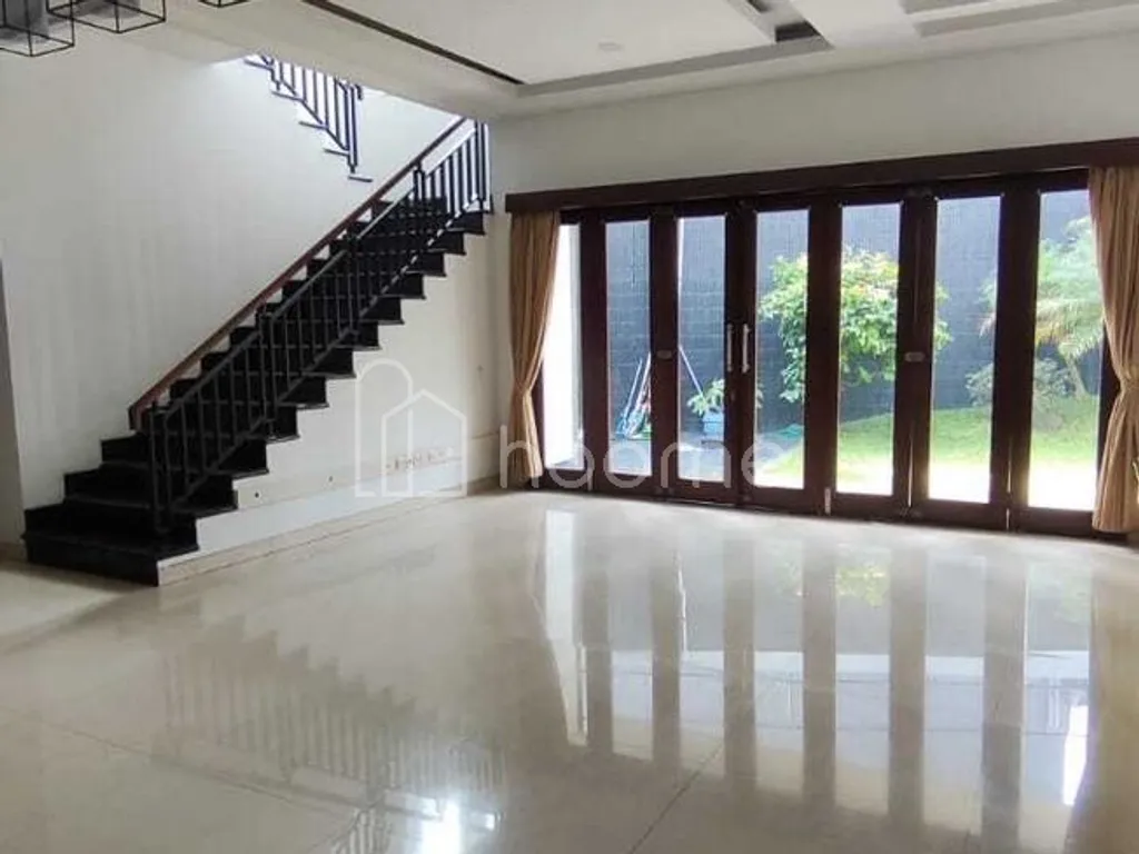 Sewa RUmah Lux di Singgasana Pradana