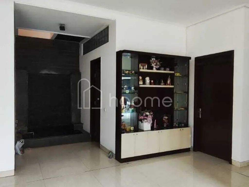 Sewa RUmah Lux di Singgasana Pradana