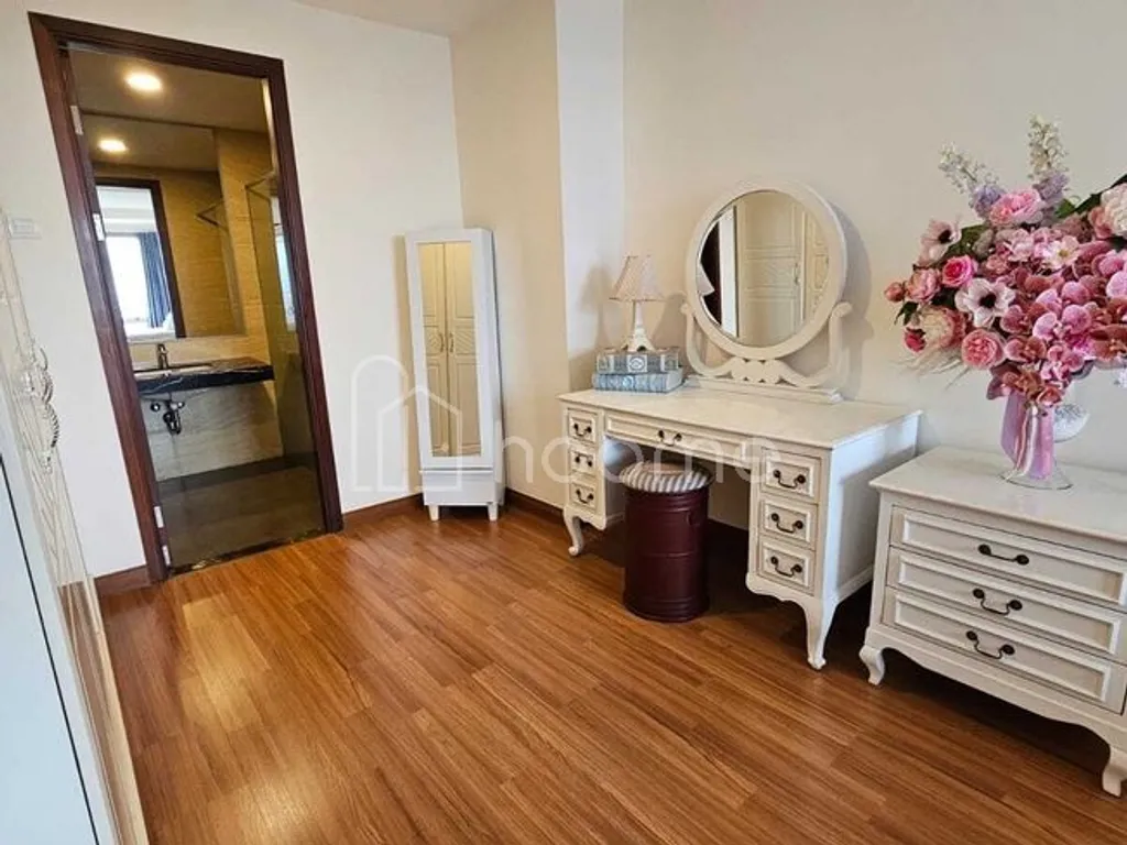 Disewakan apartemen Hegarmanah Residence Type Emerald