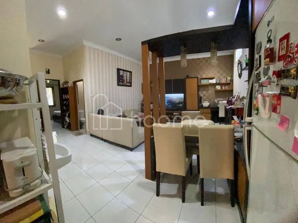 DIJUAL MURAH Rumah bagus siap huni Hook Taman Holis Indah