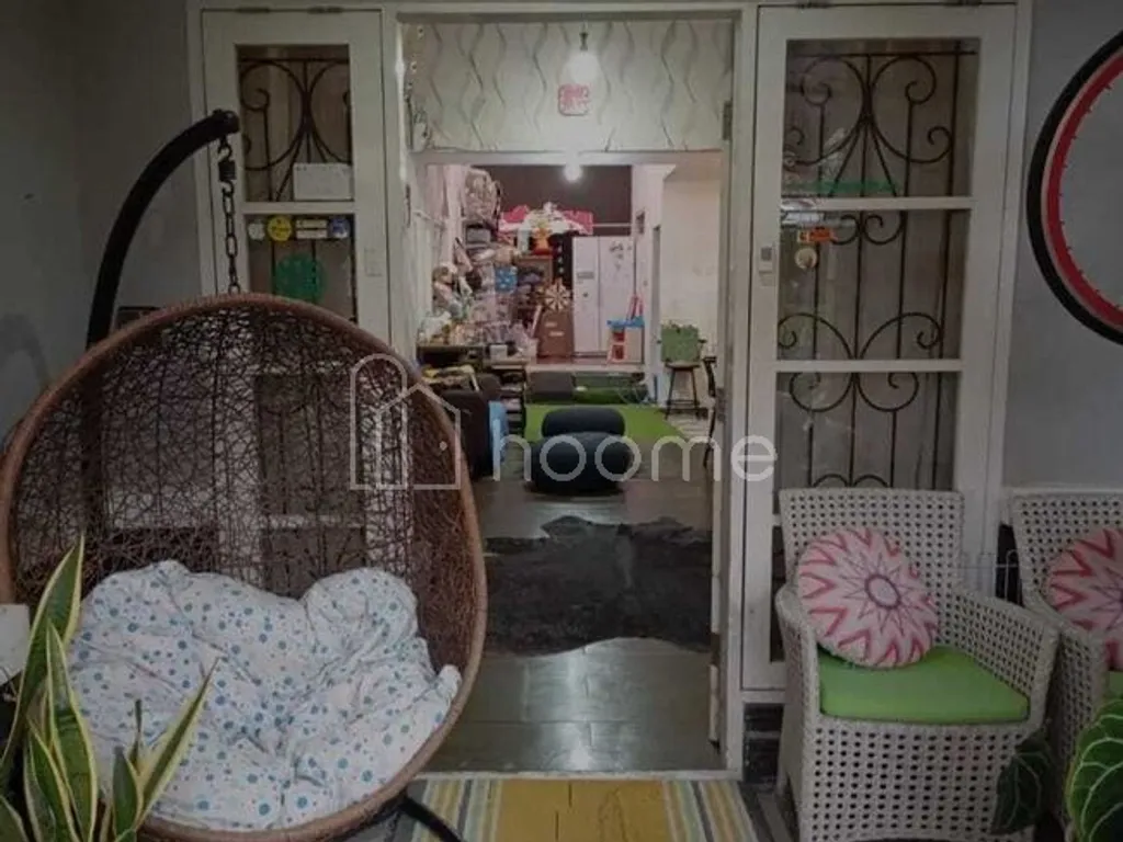 Dijual Rumah Siap Huni SHM cantik di Kota Baru Parahyangan