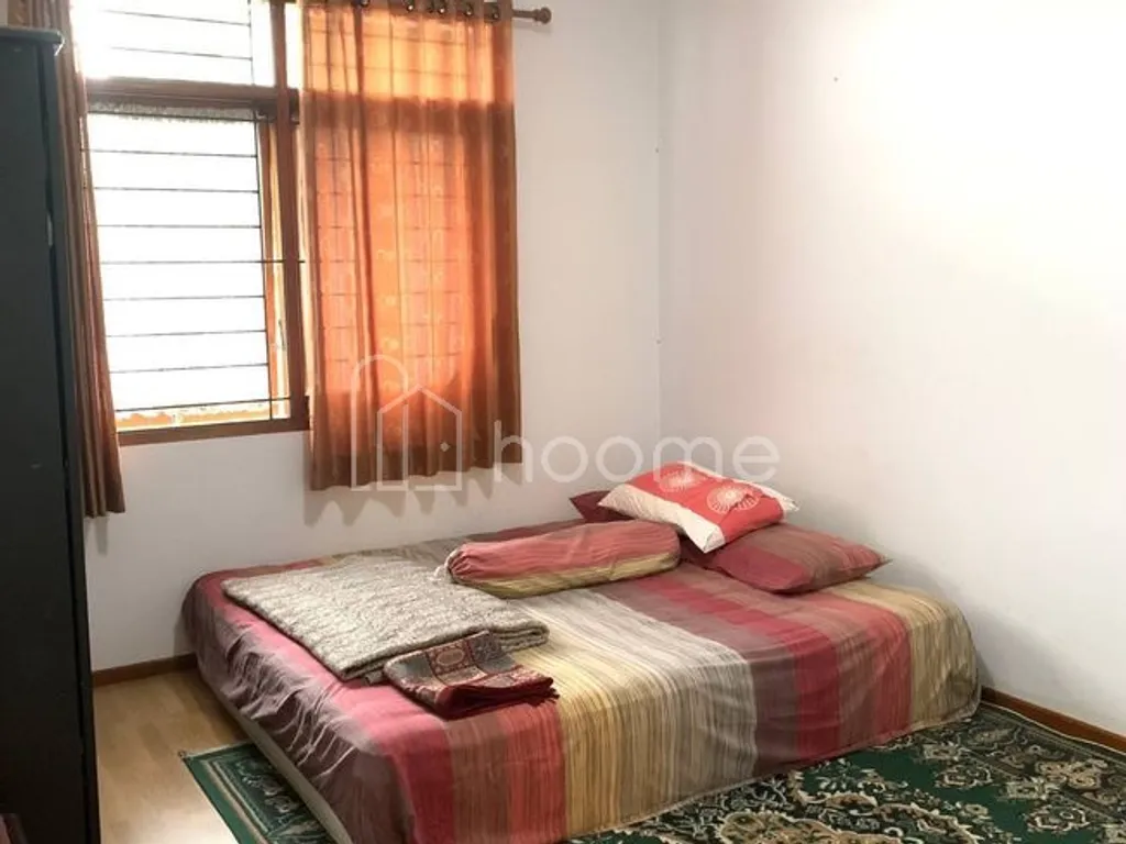 Jual murah rumah luas9 kamar cigadung dekat dago