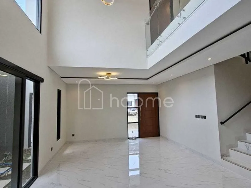 Rumah baru mewah siaphuni di setiabudi regency