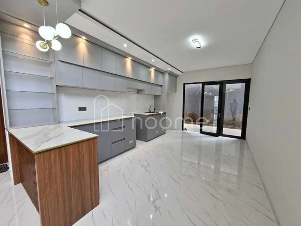 Rumah baru mewah siaphuni di setiabudi regency