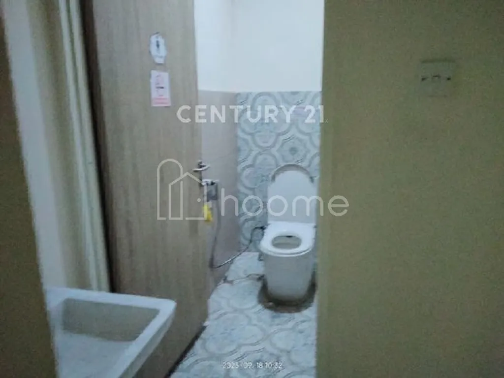 Sewa Ruko Panglima Polim, Gandeng 3, Ada Basement, Jalan Utama!