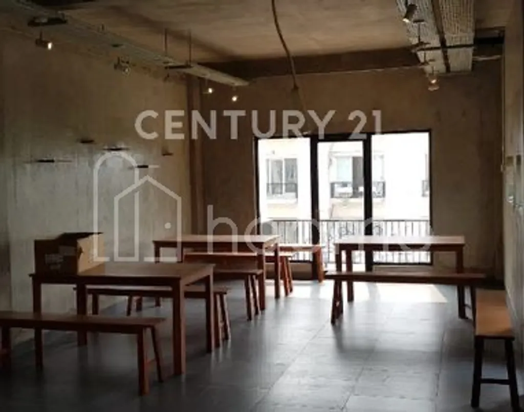 Ruko Rich Palace Kebon Jeruk, Renovated Bagus! Must See!