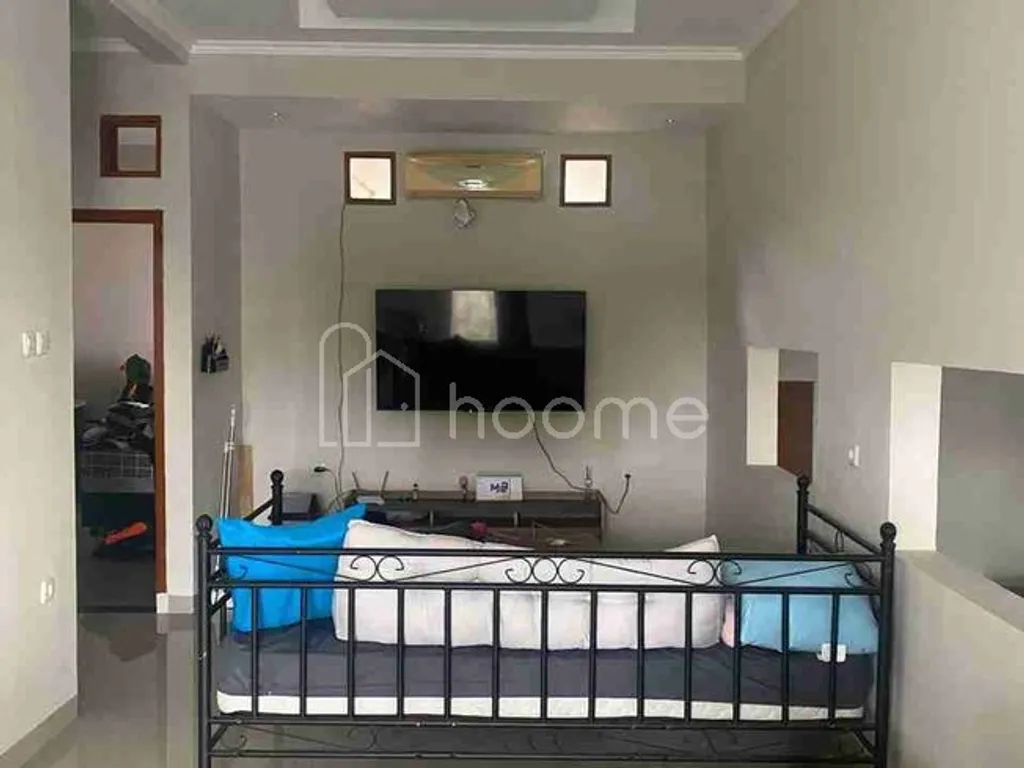 Dijual Rumah di komplek mitra dago antapani