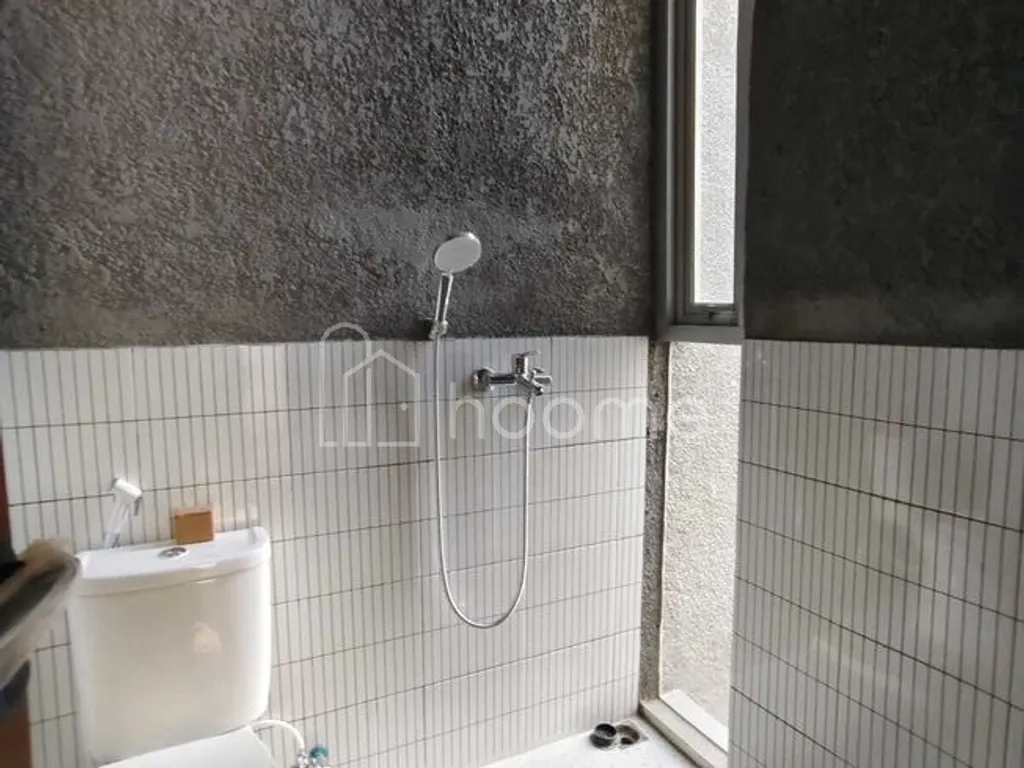 RUMAH BARU MODERN KUBIK INDUSTRIAL CISARANTEN ARCAMANIK