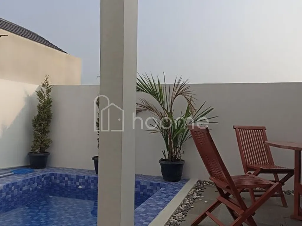 Rumah di Padalarang rasa villa 700jt ada kolam renang dkt stasiun KCIC