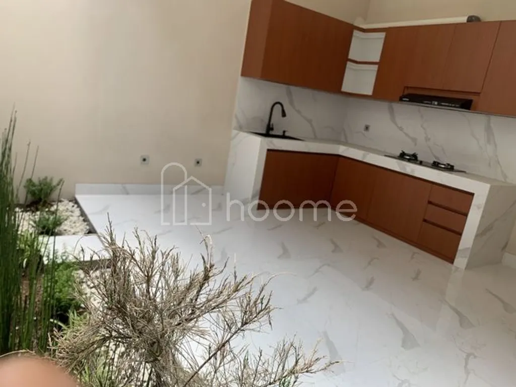 Rumah baru ready cakep di Arcamanik cisaranten