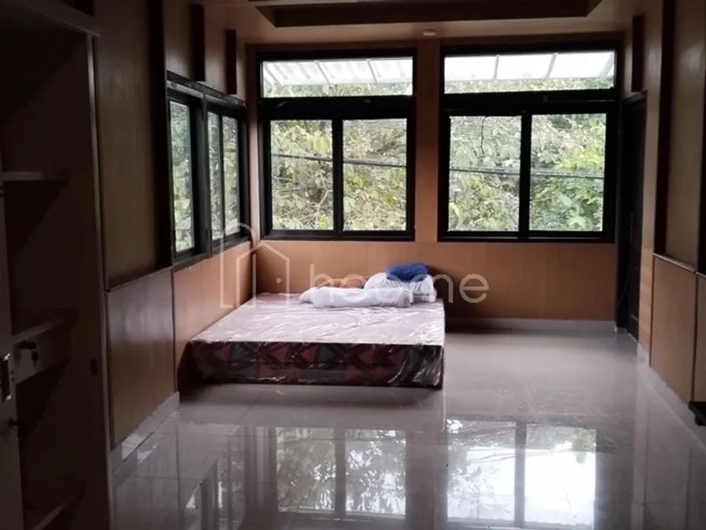 Rumah murah strategis diturangga bagus untuk hunian atau kantor