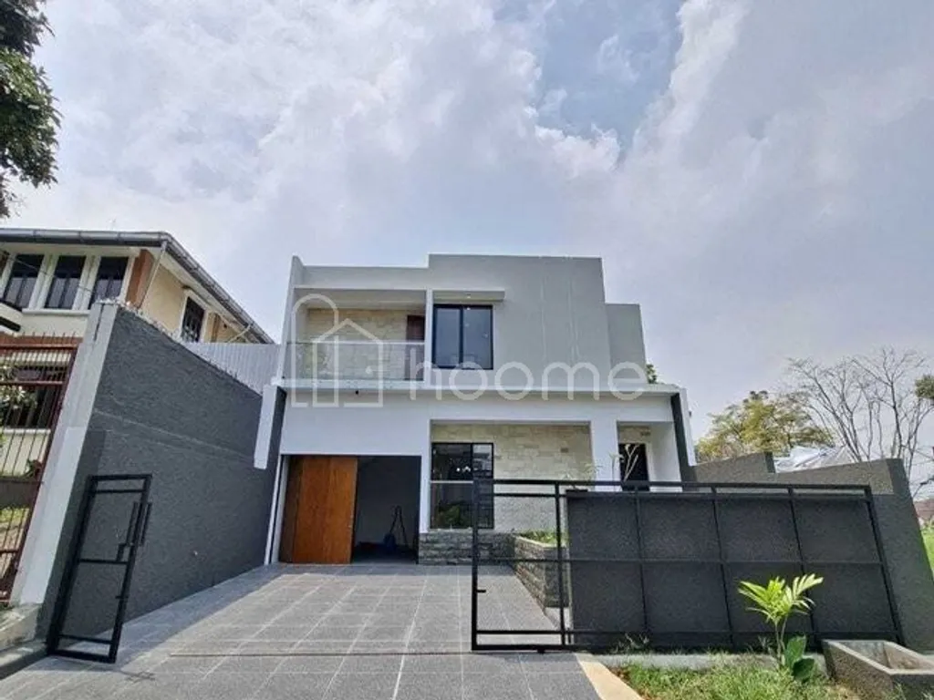 Rumah mewah murah di setiabudi regency