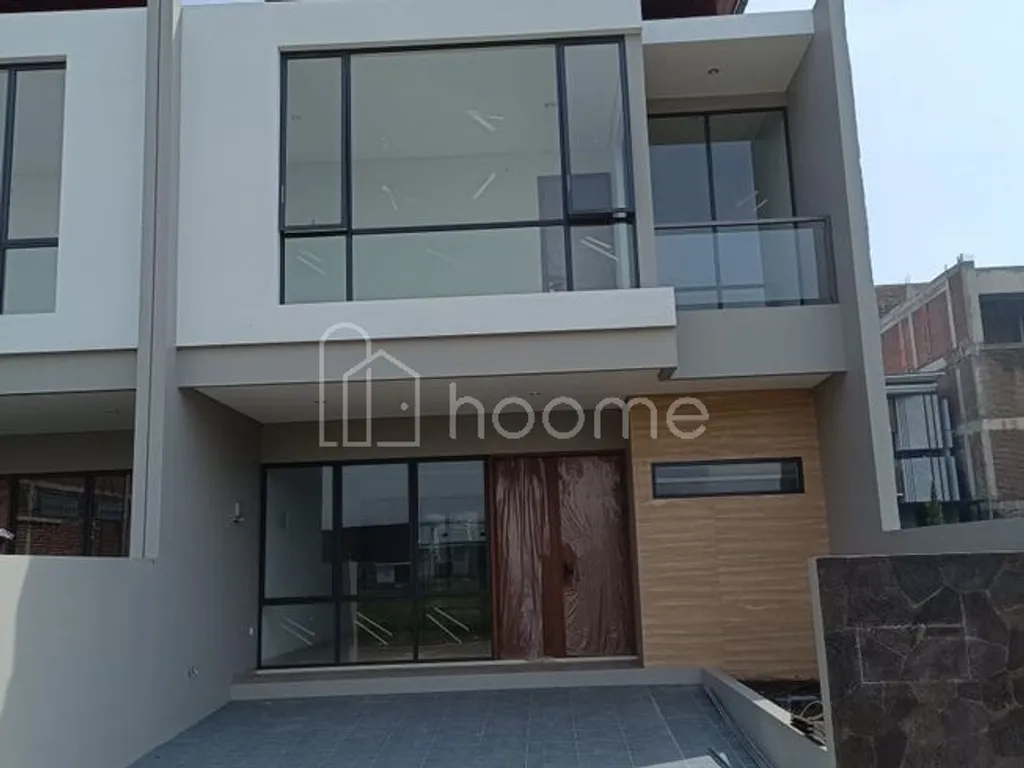 Rumah baru setraduta dekat ke akses tol pasteur