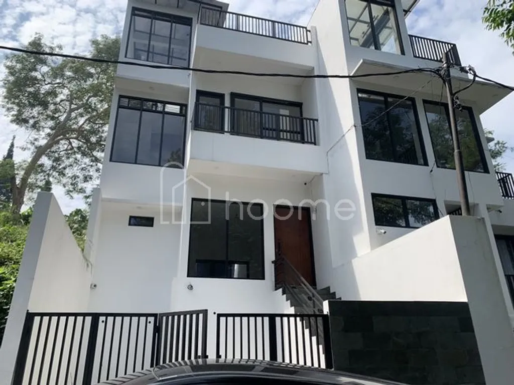 rumah indent free desain cigadung dekat dago