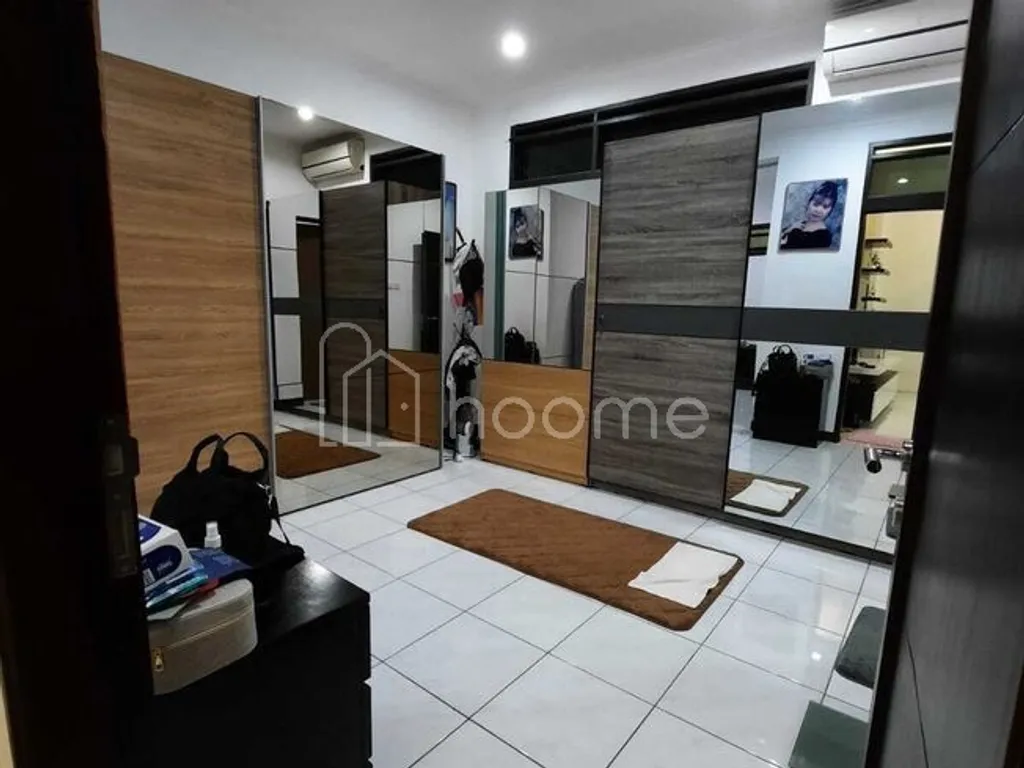 Dijual Rumah disayap lengkong besar, daerah pungkur