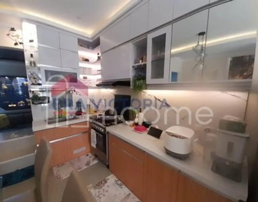 Rumah Perumahan Akses Mudah Dekat Kampus Unmer, Supermarket