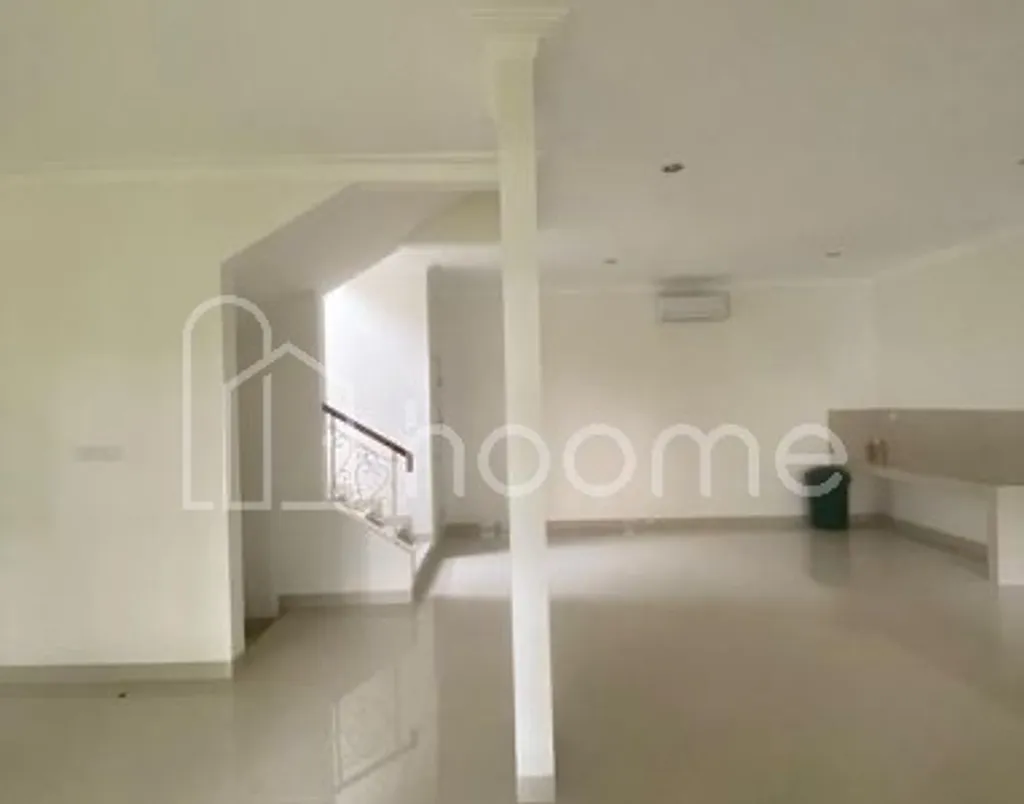 NEW ALICANTE Hoek CASHBACK 120 juta Ready Stock