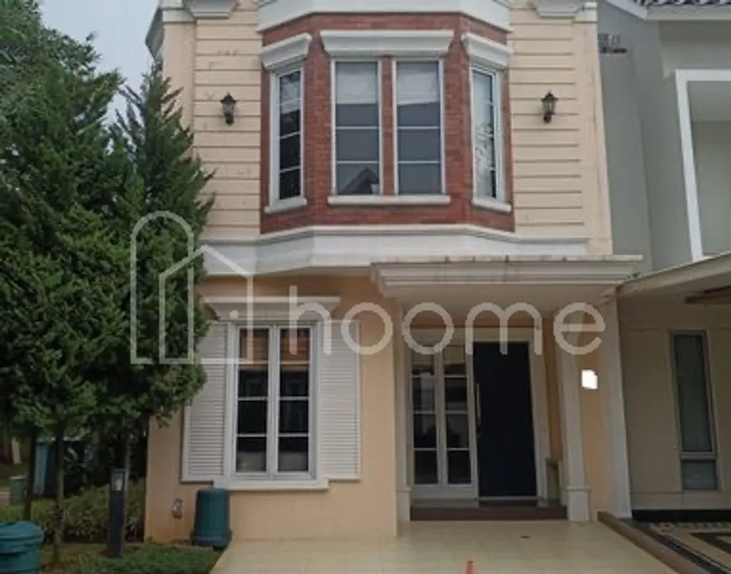 Dijual Rumah Posisi Hook dan Full Furnished di Gading Serpong