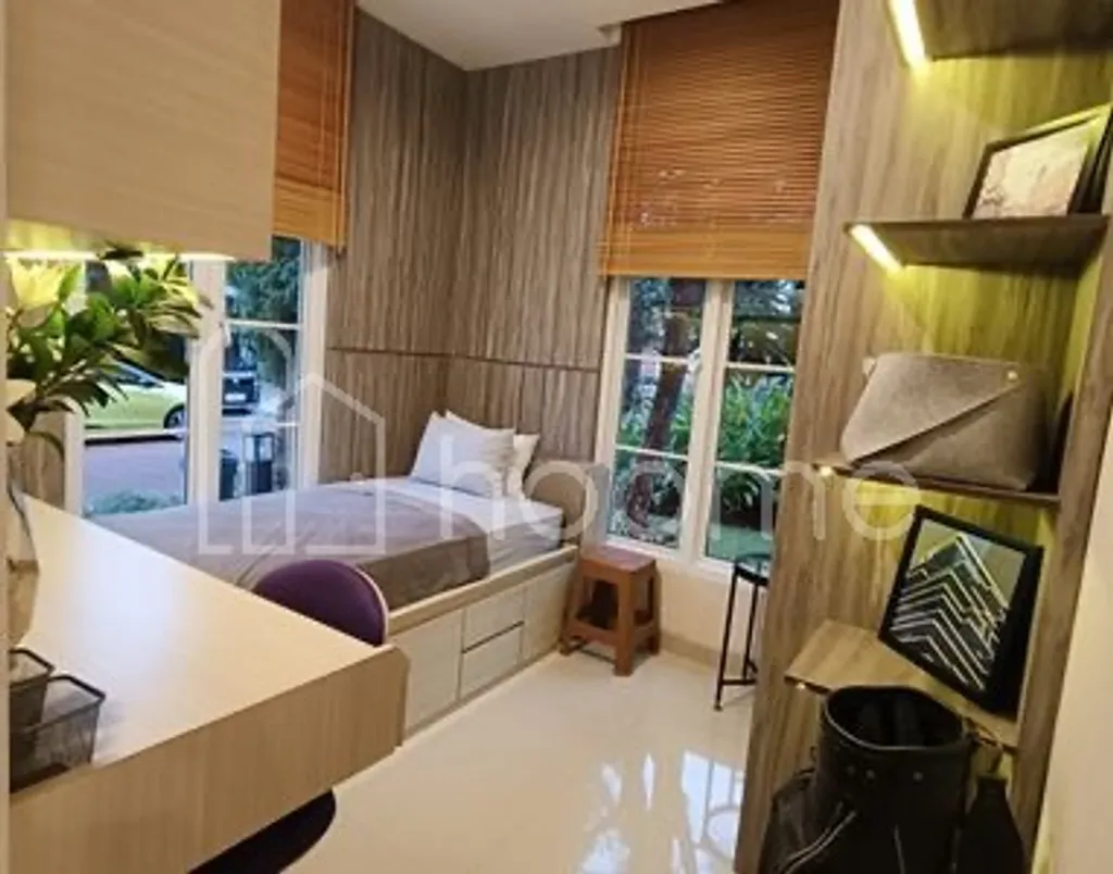 Dijual Rumah Posisi Hook dan Full Furnished di Gading Serpong — foto 1 dari 4