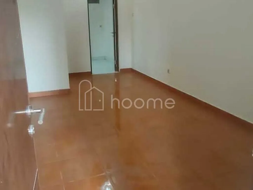 Ruko lembah hijau Lippo Cikarang, sudah renovasi siap pakai